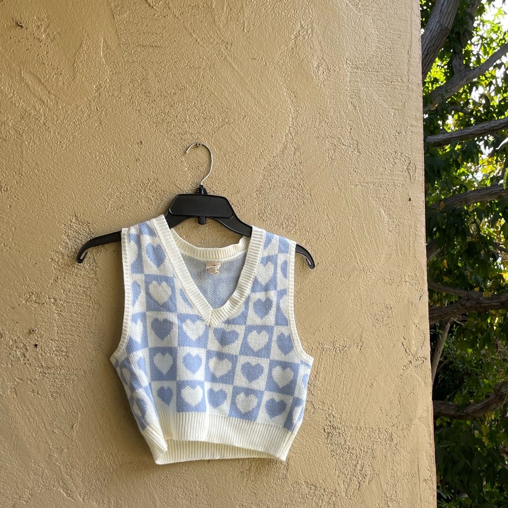 Sweater Vest